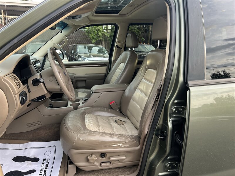 Used 2002 Ford Explorer Eddie Bauer AWD/4WD image 9