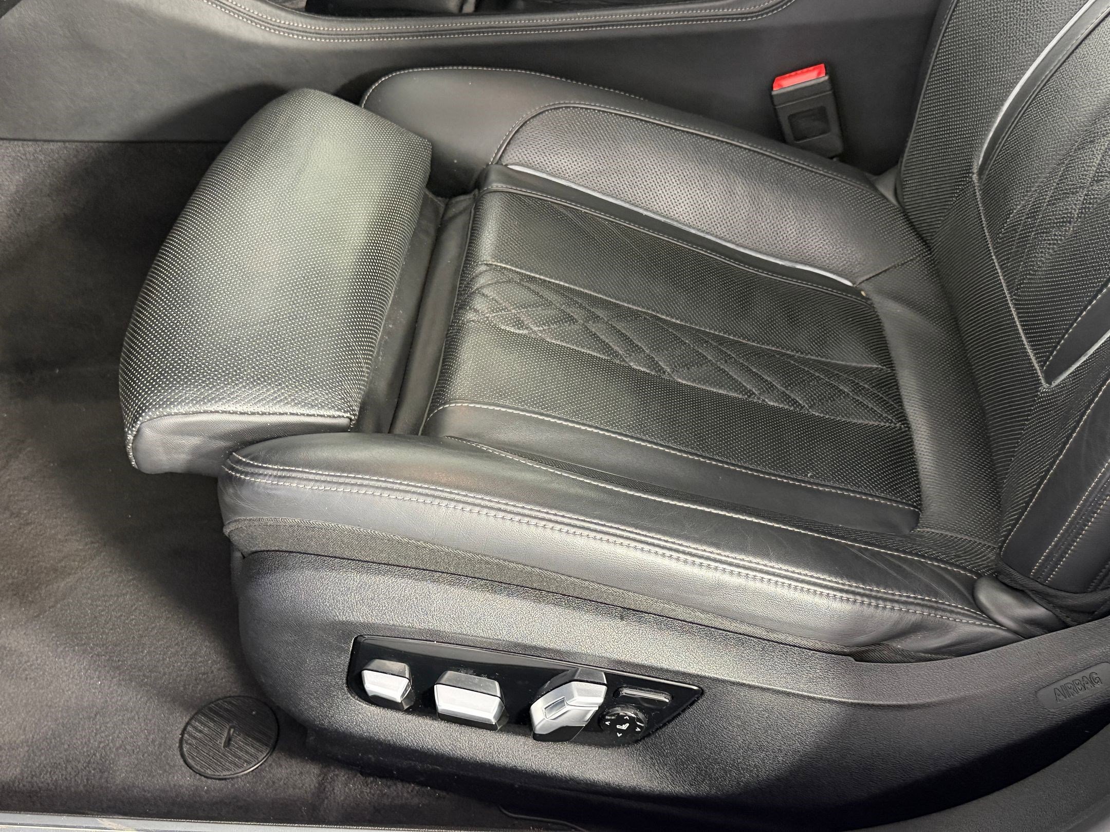 Used 2019 BMW 750i w/ Executive Package image 13