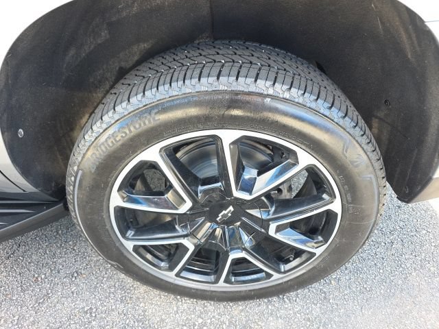 Used 2023 Chevrolet Tahoe RST w/ Luxury Package AWD/4WD image 10