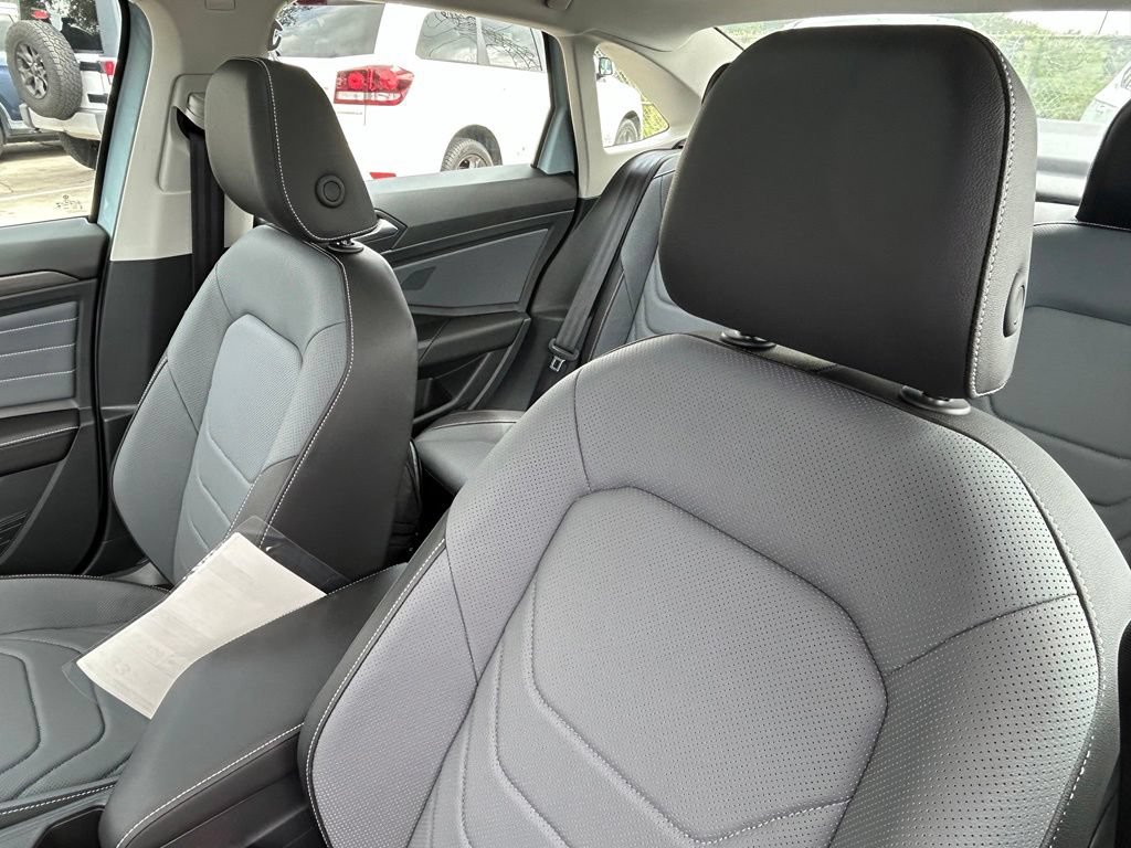 New 2027 Volkswagen Jetta SEL FWD image 16