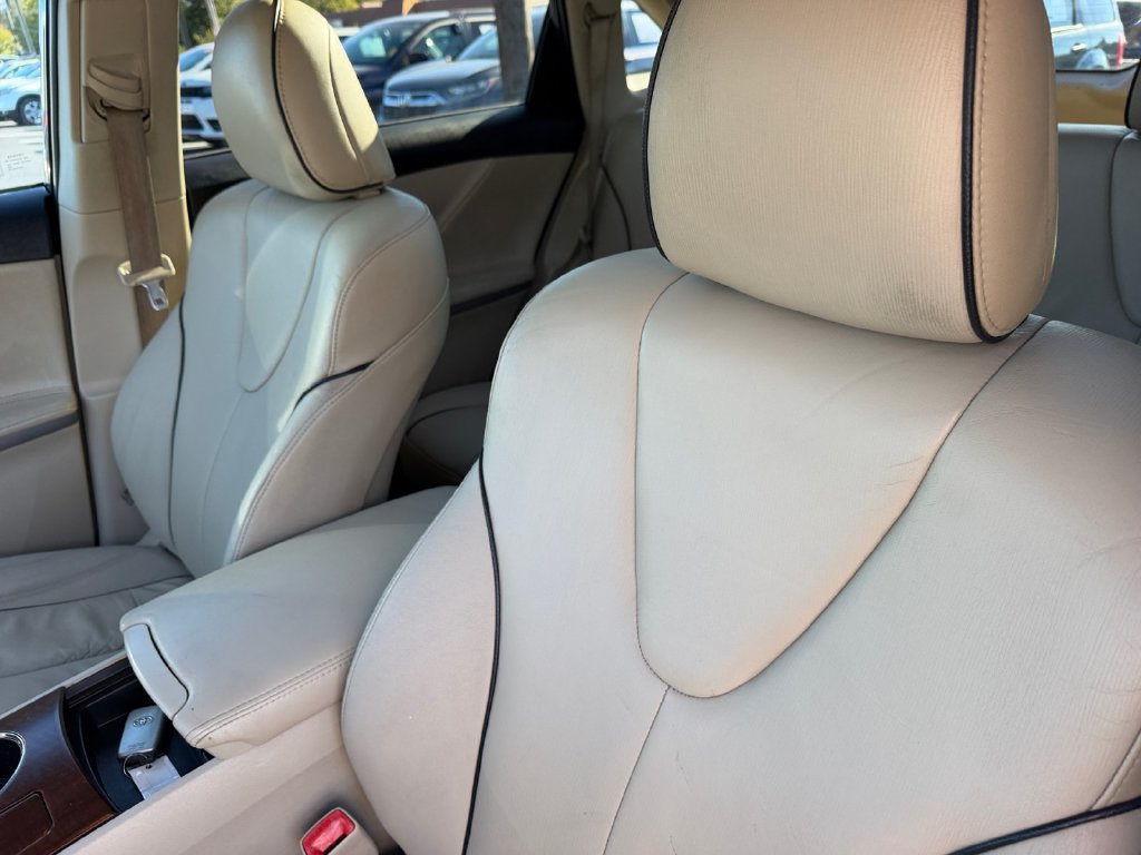 Used 2009 Toyota Venza AWD image 13