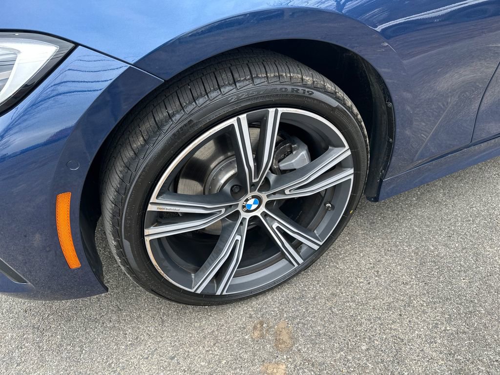 Used 2021 BMW 330i xDrive 330i xDrive w/ Premium Package image 2