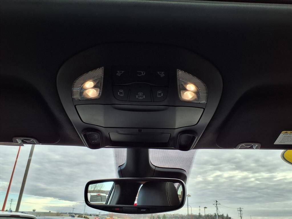 New 2026 Chrysler Pacifica Limited w/ Trailer Tow Group AWD/4WD image 25