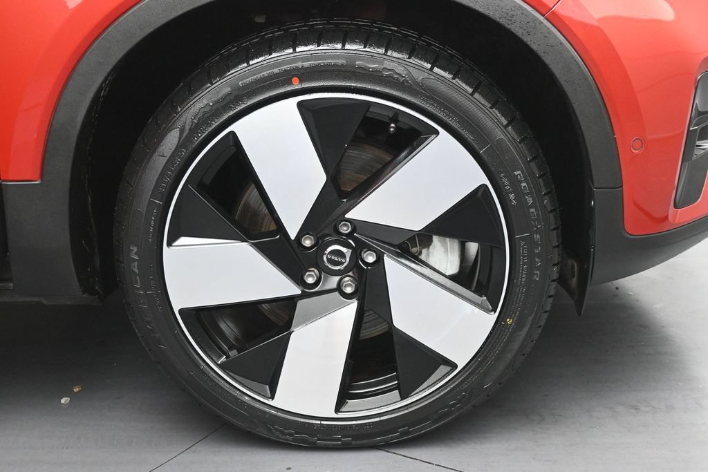 Used 2023 Volvo C40 P8 Recharge Ultimate AWD/4WD image 15