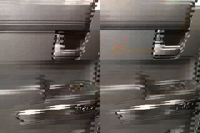 New 2025 Toyota Tacoma TRD Off-Road image 29