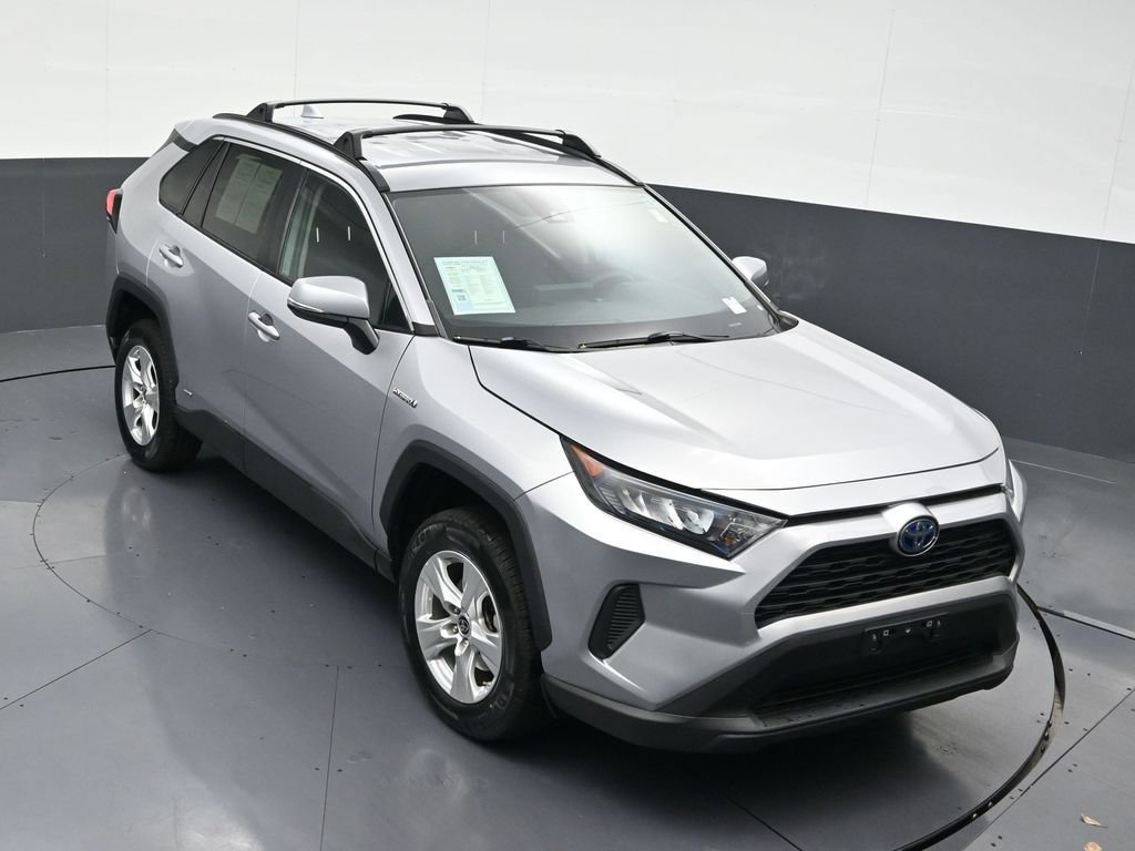Used 2021 Toyota RAV4 LE image 22