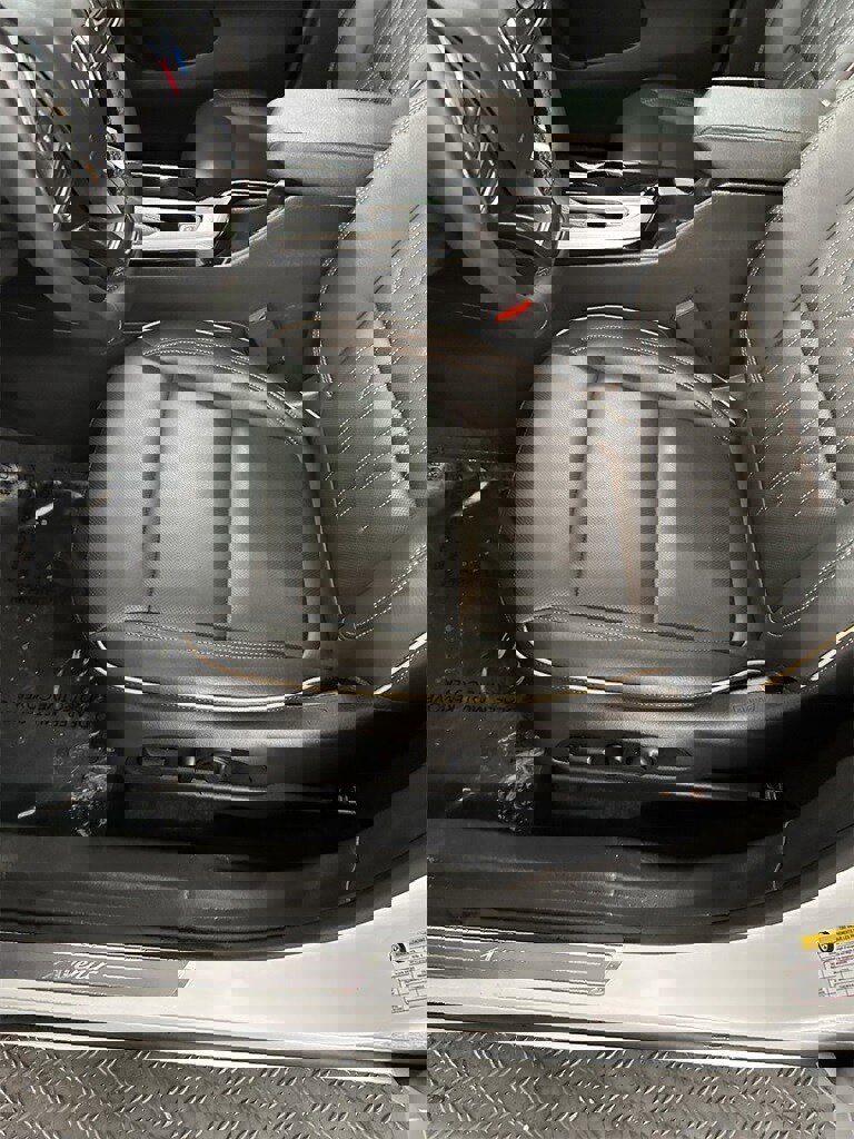 Used 2025 Buick Envista Avenir image 14