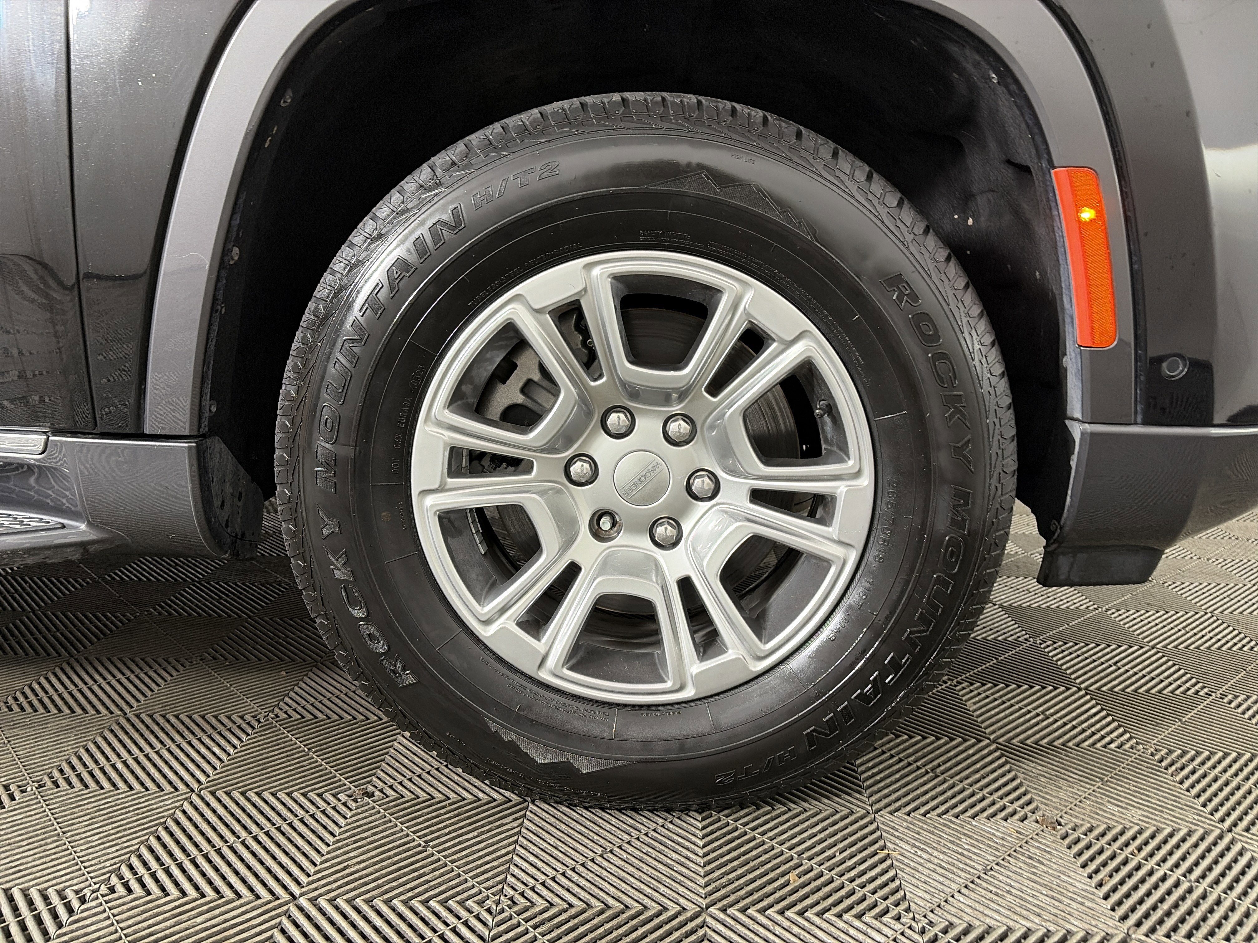 Used 2022 Jeep Wagoneer Series I image 47