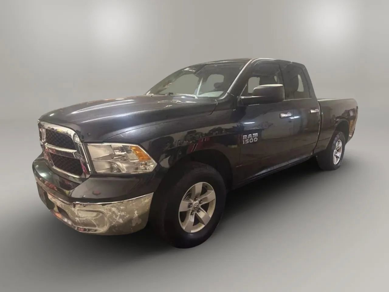 Used 2016 RAM 1500 Classic SLT image 1
