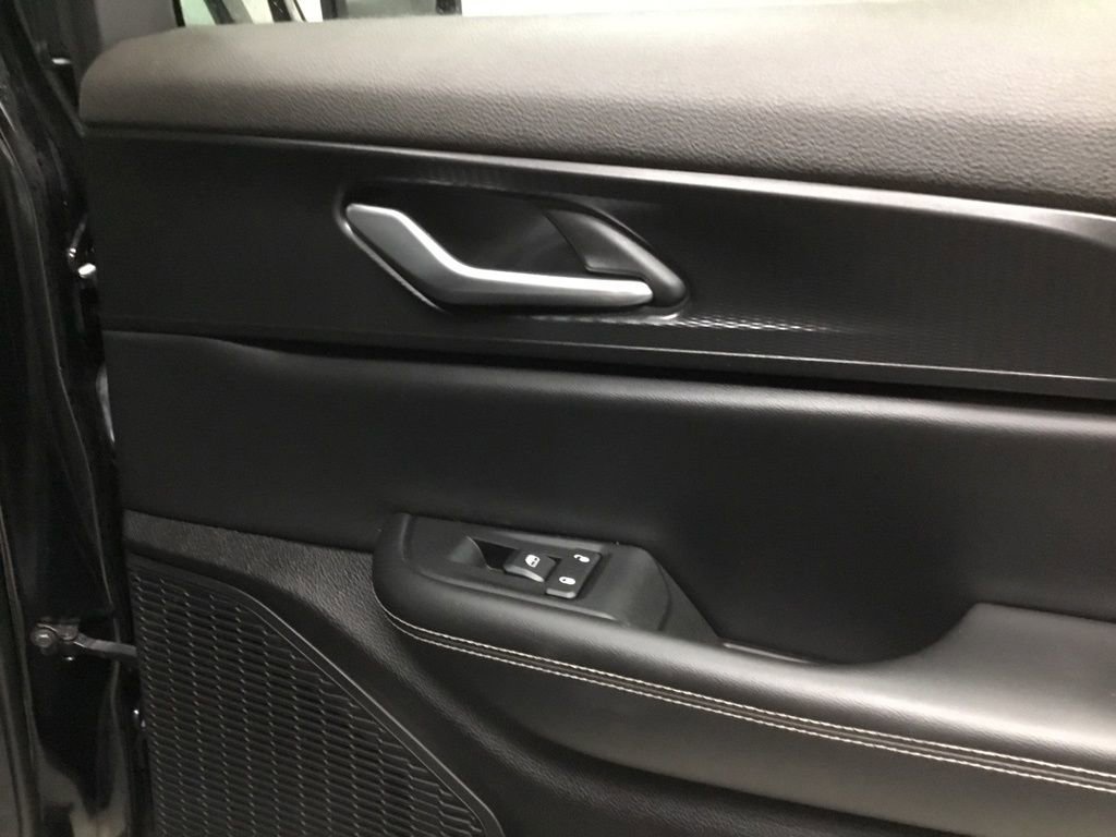 Used 2023 Jeep Grand Cherokee Altitude image 20