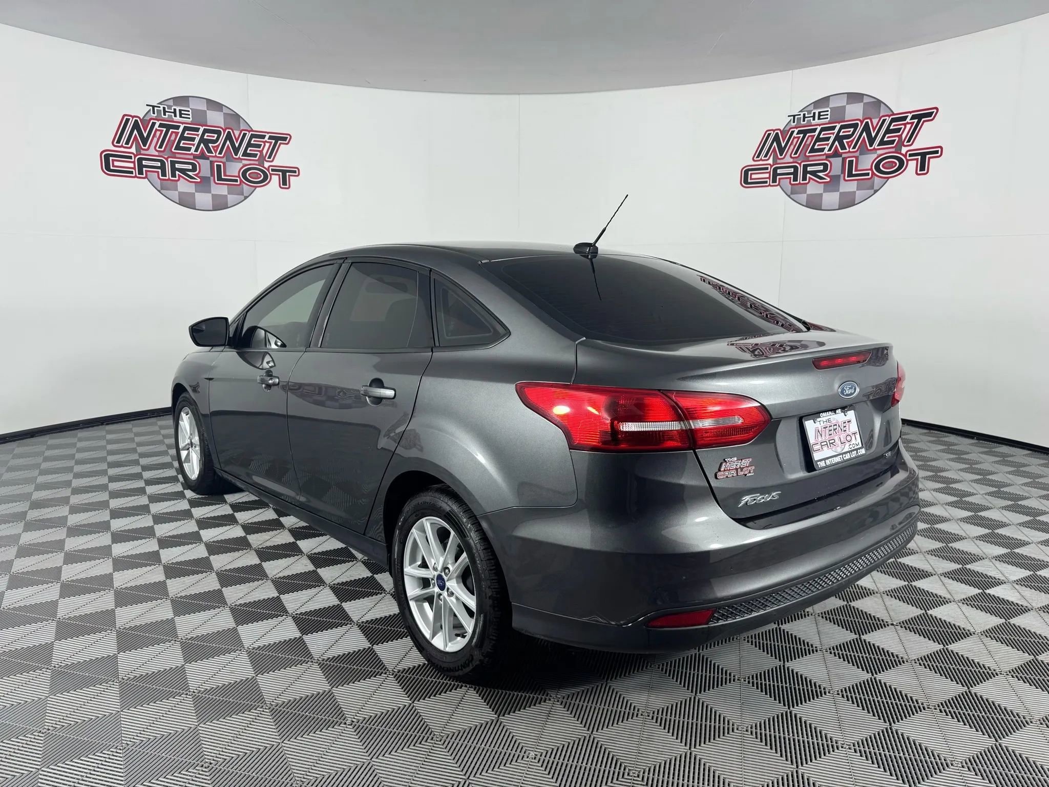 Used 2018 Ford Focus SE FWD image 5