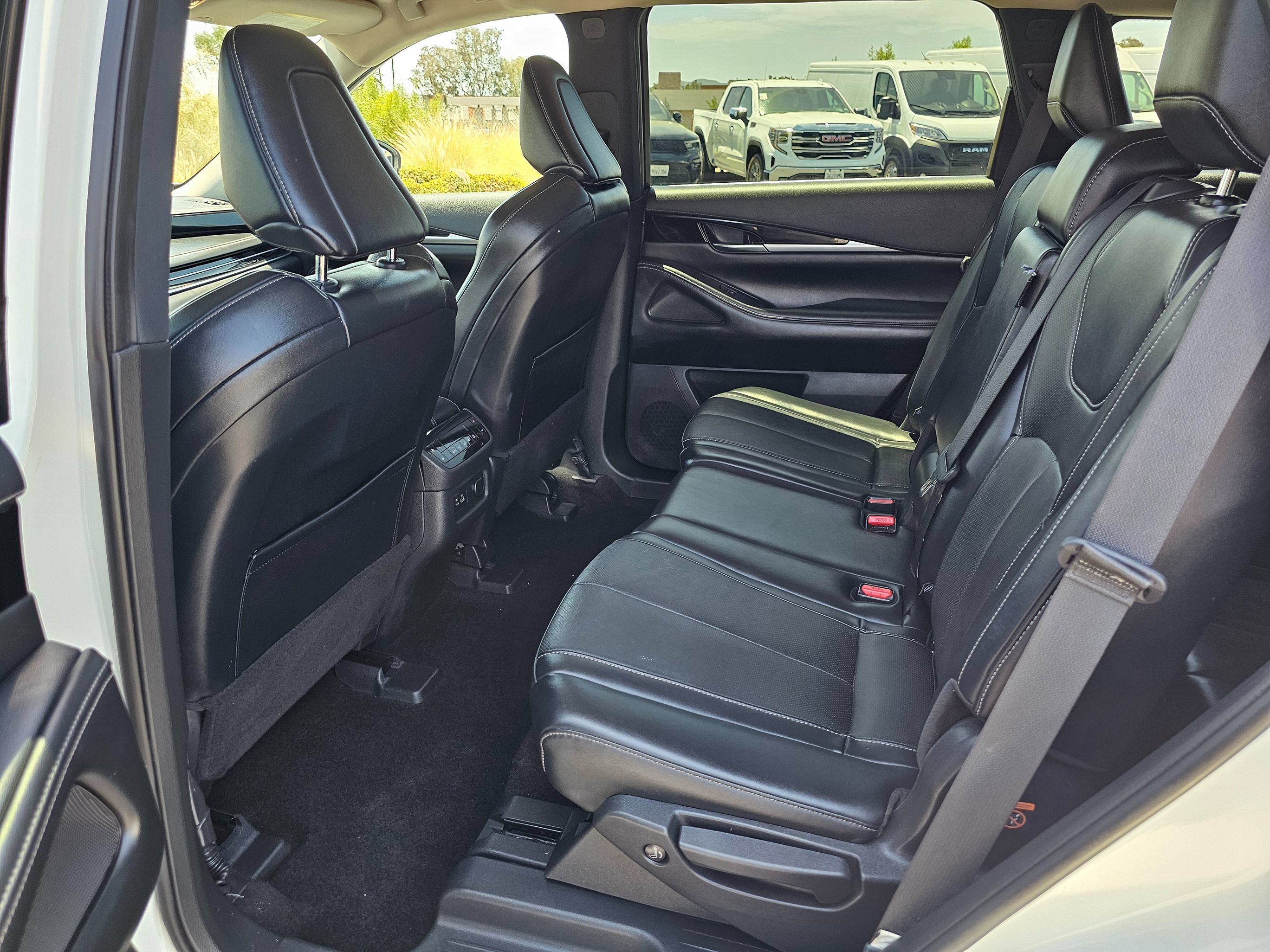 Used 2023 INFINITI QX60 Pure FWD image 19
