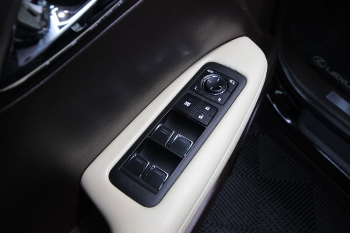 Used 2019 Lexus RX 350 AWD w/ Premium Package image 16