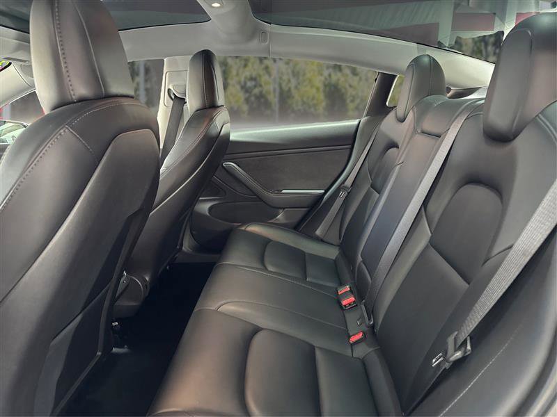 Used 2019 Tesla Model 3 Long Range RWD image 10