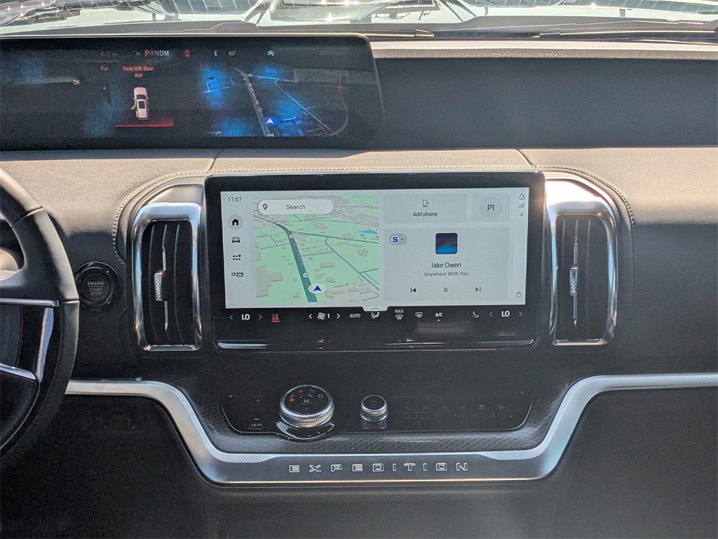 New 2025 Ford Expedition Platinum w/ Stealth Performance Package image 20