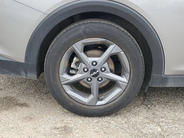 Used 2025 Kia K4 FWD image 5