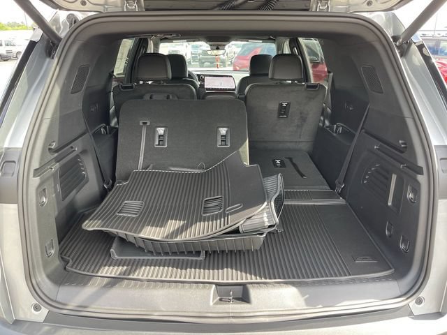 New 2026 Chevrolet Traverse Z71 w/ Driver Confidence Package AWD/4WD image 24