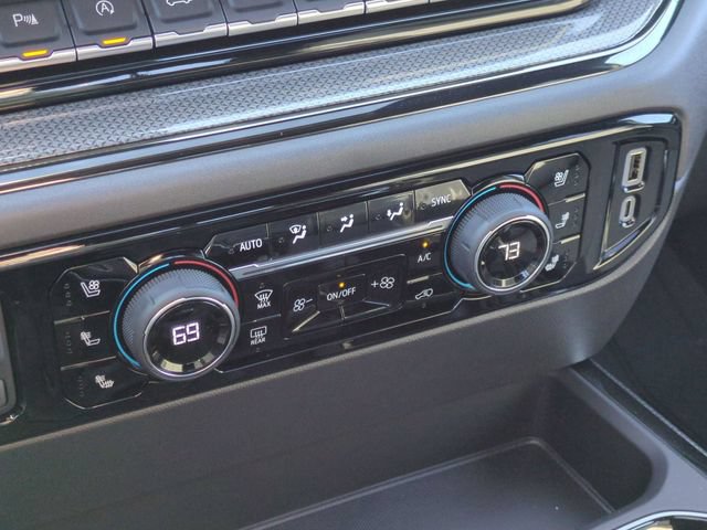 Used 2025 Chevrolet Silverado 1500 ZR2 w/ Technology Package AWD/4WD image 25