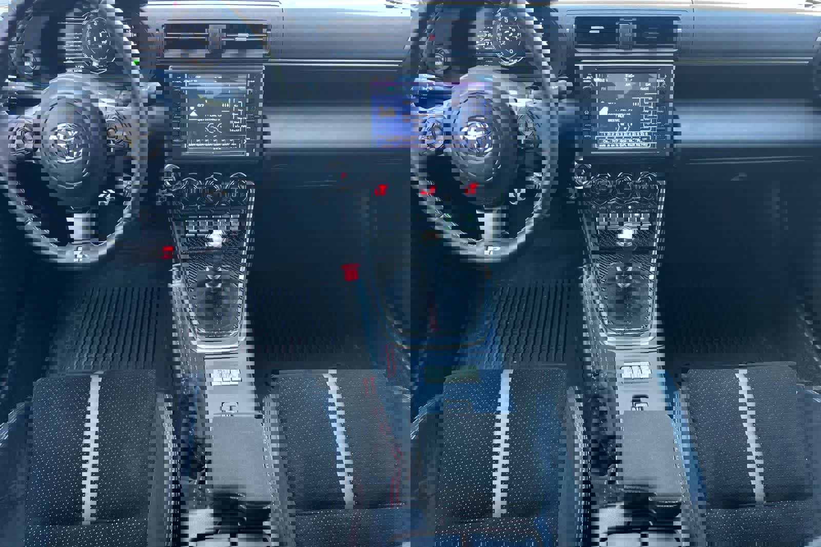 Used 2024 Toyota GR86 Premium image 4