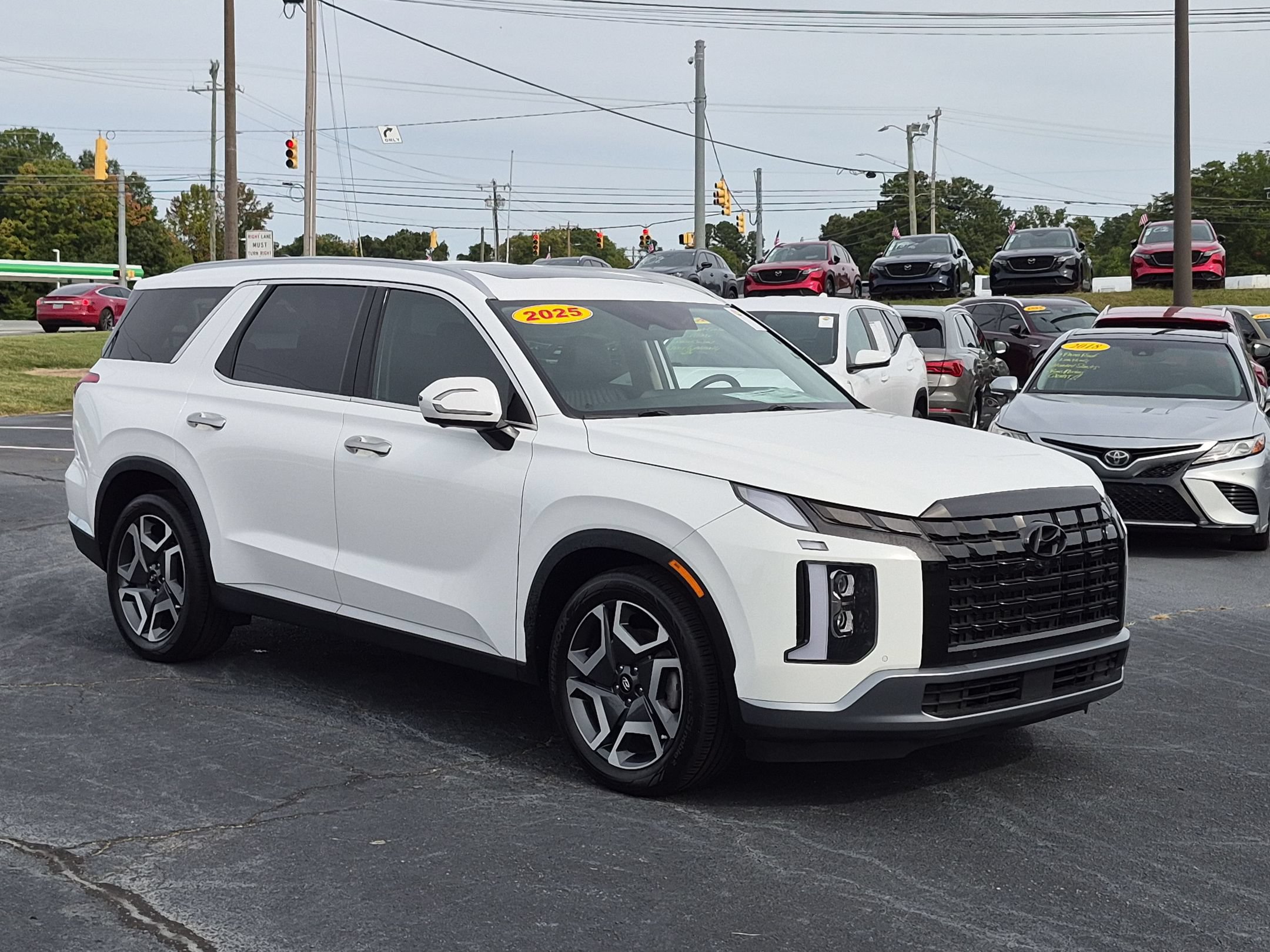 Used 2025 Hyundai Palisade Limited AWD/4WD image 7