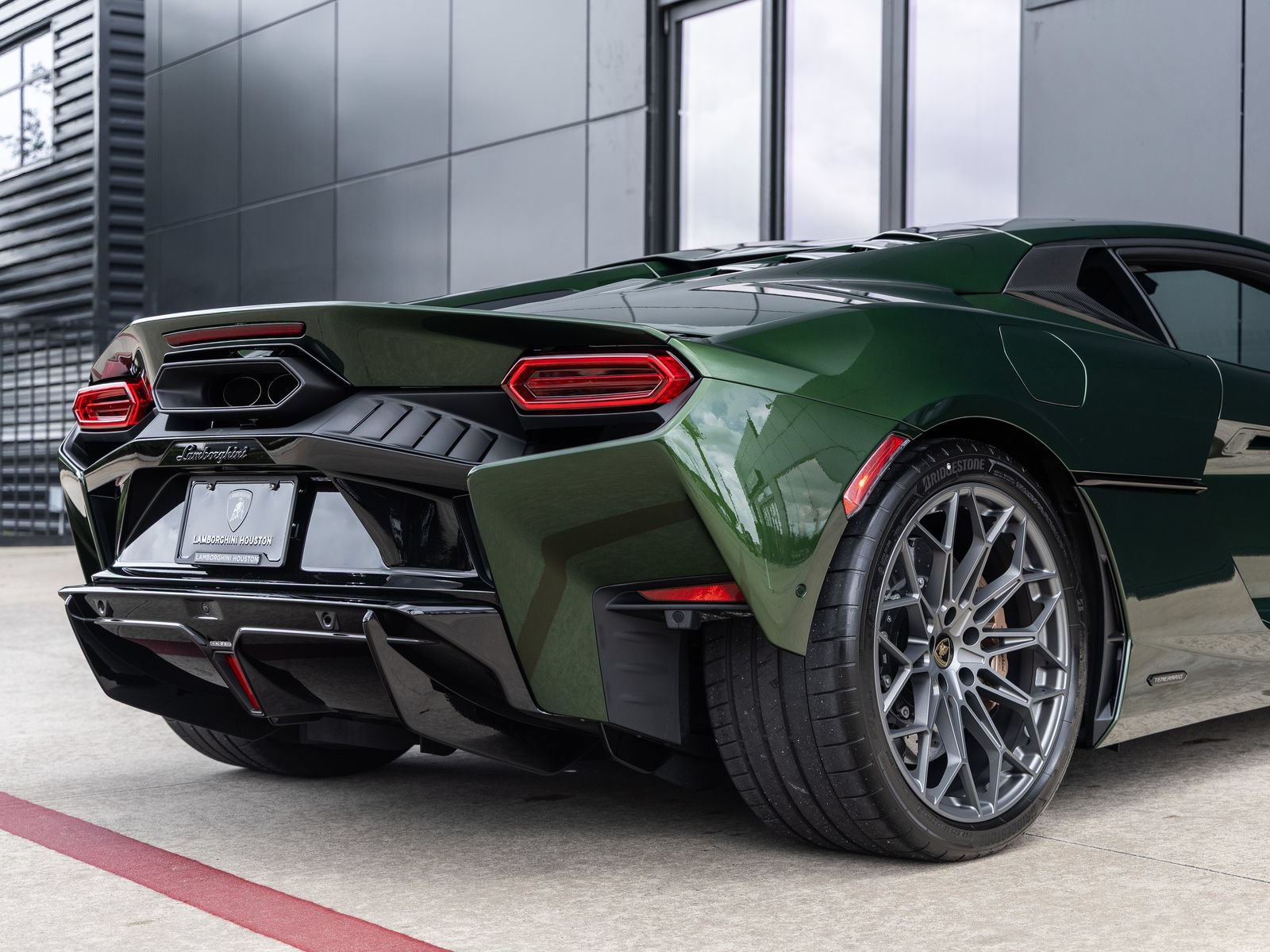Used 2026 Lamborghini Temerario AWD/4WD image 21
