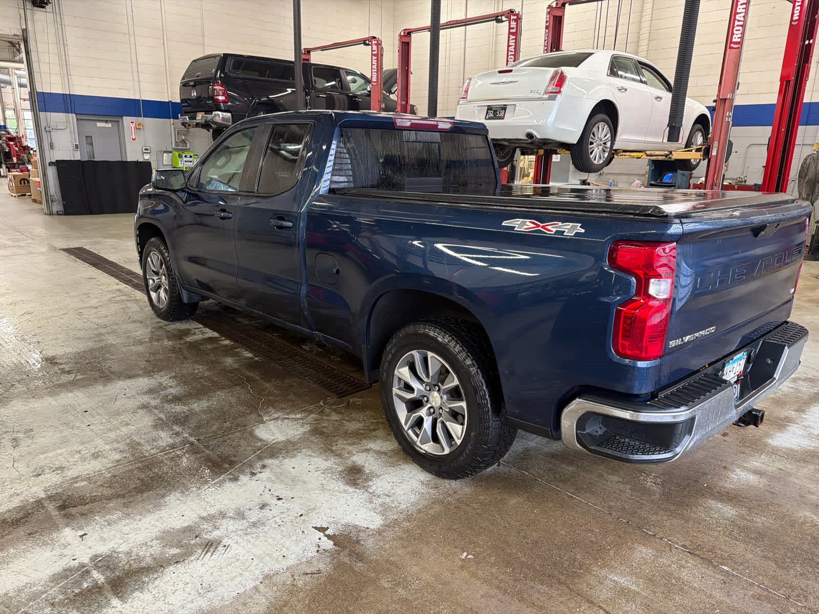 Used 2021 Chevrolet Silverado 1500 LT w/ All Star Edition Plus AWD/4WD image 4
