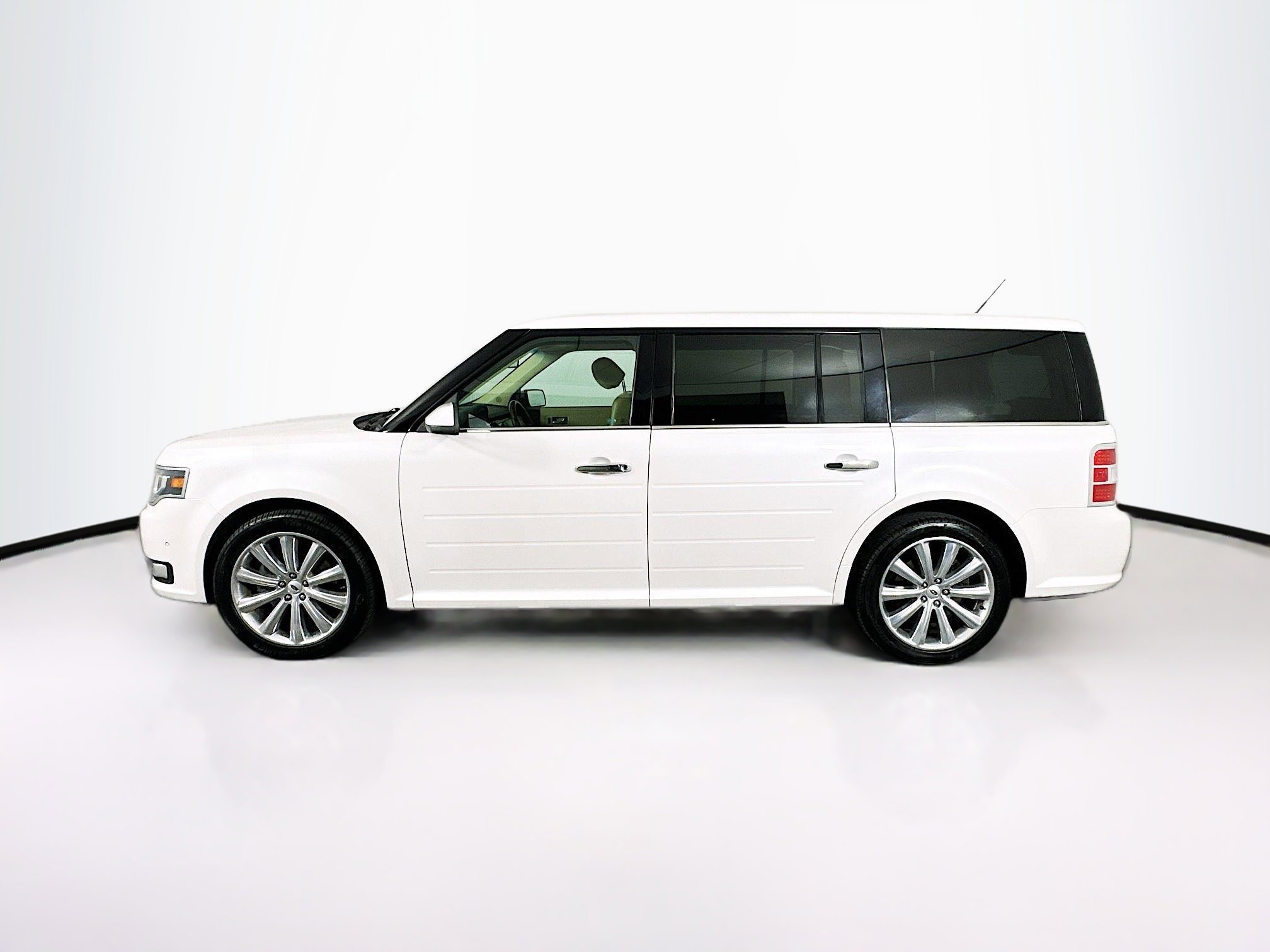 Used 2018 Ford Flex Limited w/ Equipment Group 301A image 4