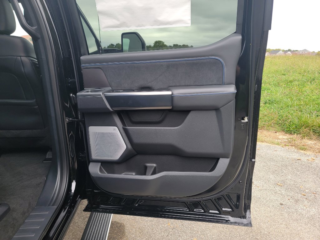 New 2026 Ford F350 Platinum image 32
