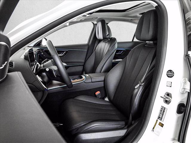 Certified 2025 Mercedes-Benz E 450 4MATIC Sedan w/ Multicontour Seating Package image 18