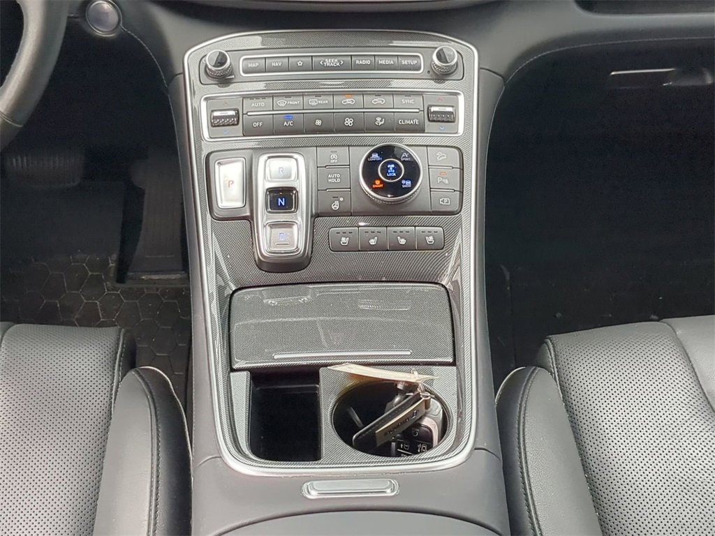 Used 2021 Hyundai Santa Fe Limited image 19