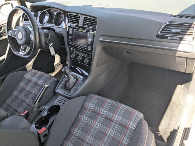 Used 2018 Volkswagen GTI S FWD image 21
