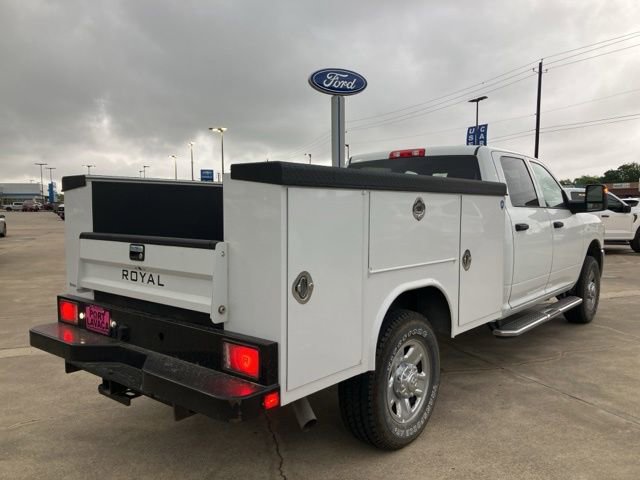 Used 2024 RAM 2500 Tradesman w/ Chrome Appearance Group AWD/4WD image 8