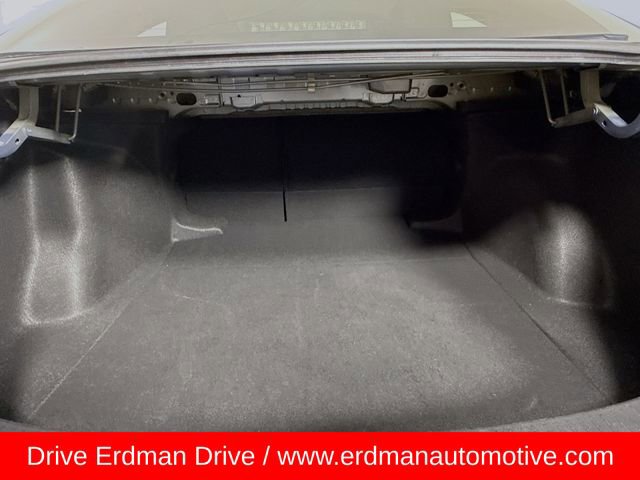 Used 2022 Toyota Corolla LE image 33