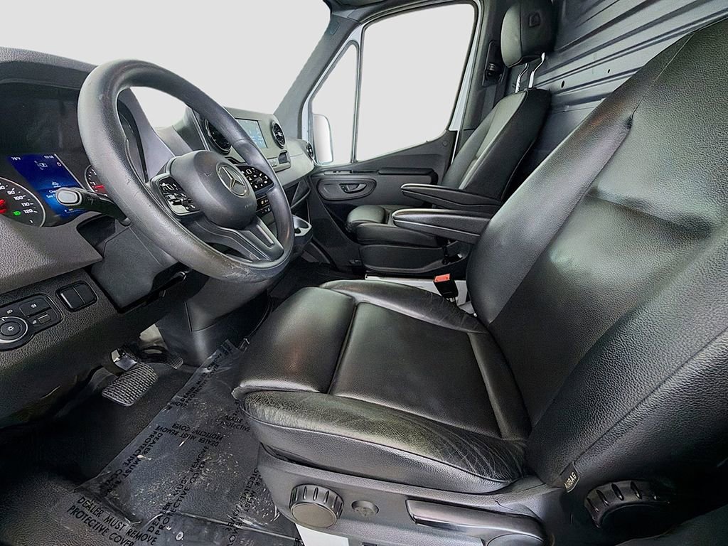Used 2022 Mercedes-Benz Sprinter 2500 image 17