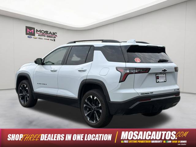 Used 2026 Chevrolet Equinox RS AWD/4WD image 5