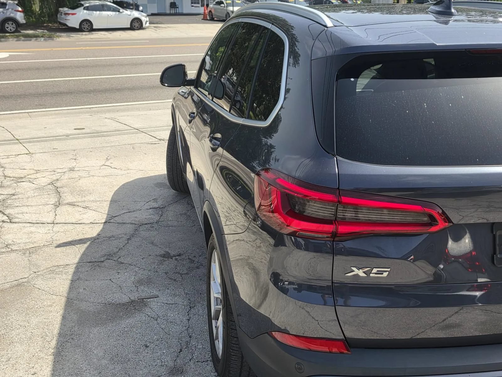 Used 2019 BMW X5 xDrive40i w/ Convenience Package AWD/4WD image 7