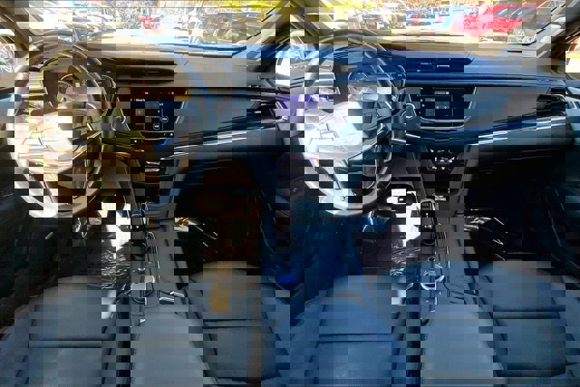 Used 2023 Cadillac XT5 Premium Luxury image 15