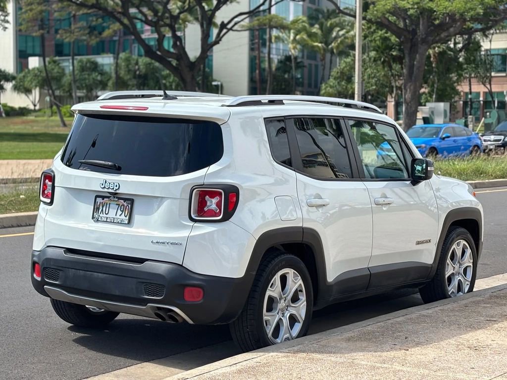 Used 2017 Jeep Renegade Limited image 5