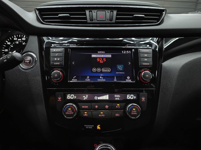 Used 2019 Nissan Rogue Sport SV w/ All-Weather Package AWD/4WD image 25