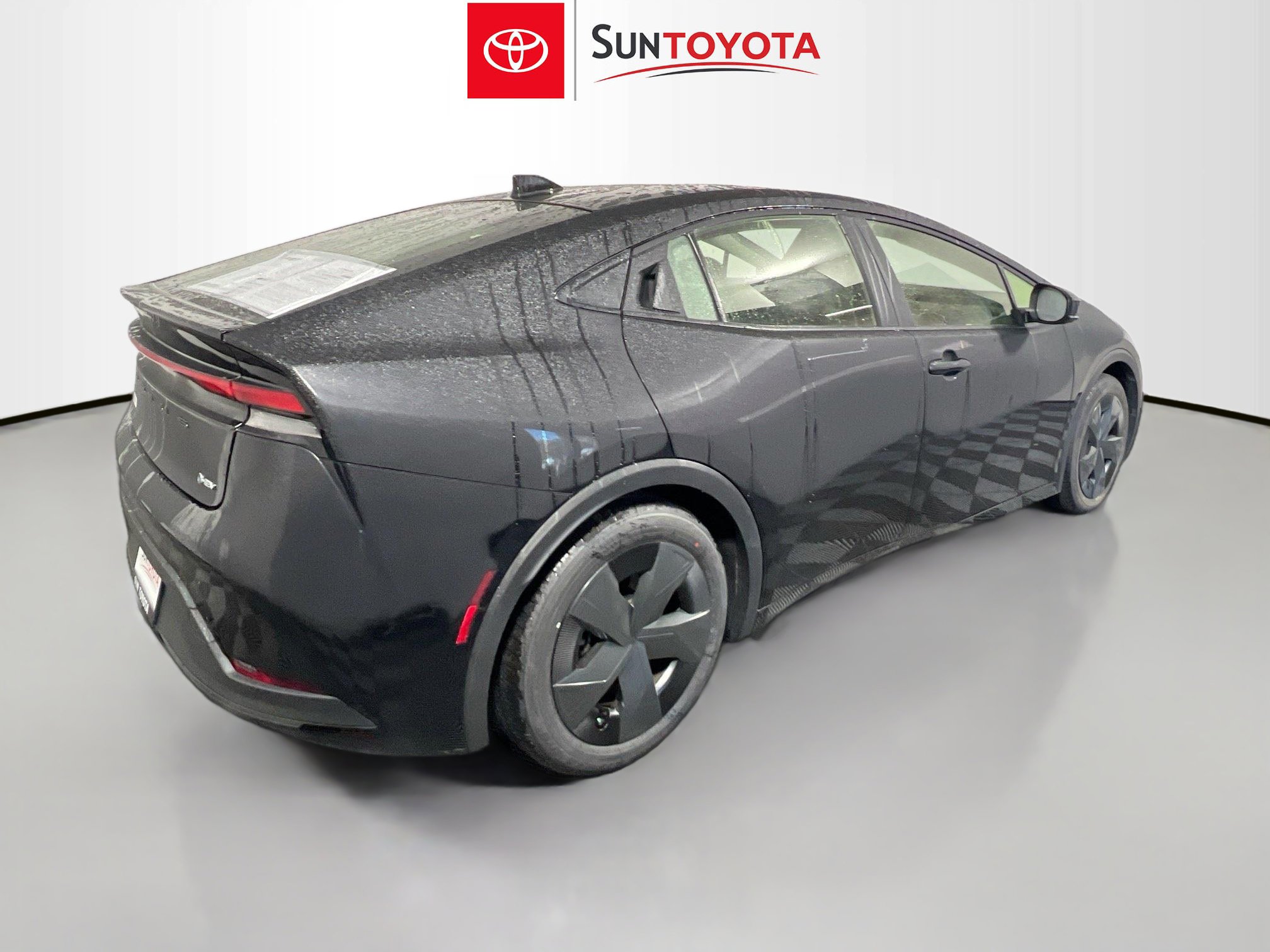 Used 2023 Toyota Prius LE image 4