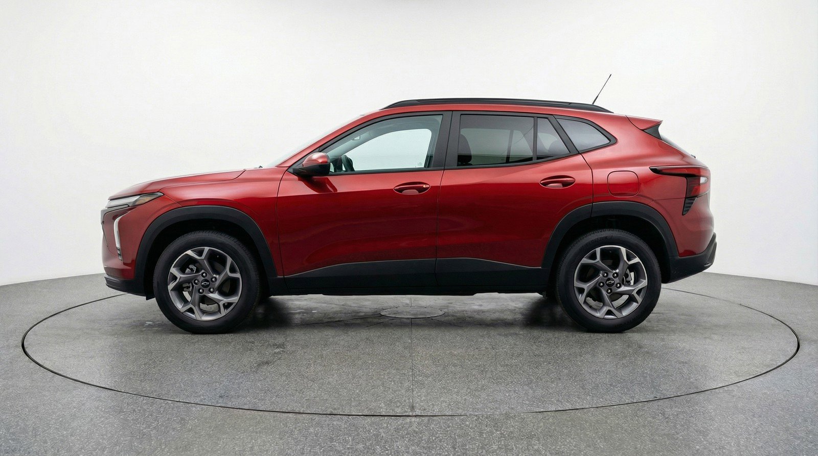 Used 2025 Chevrolet Trax LT image 5