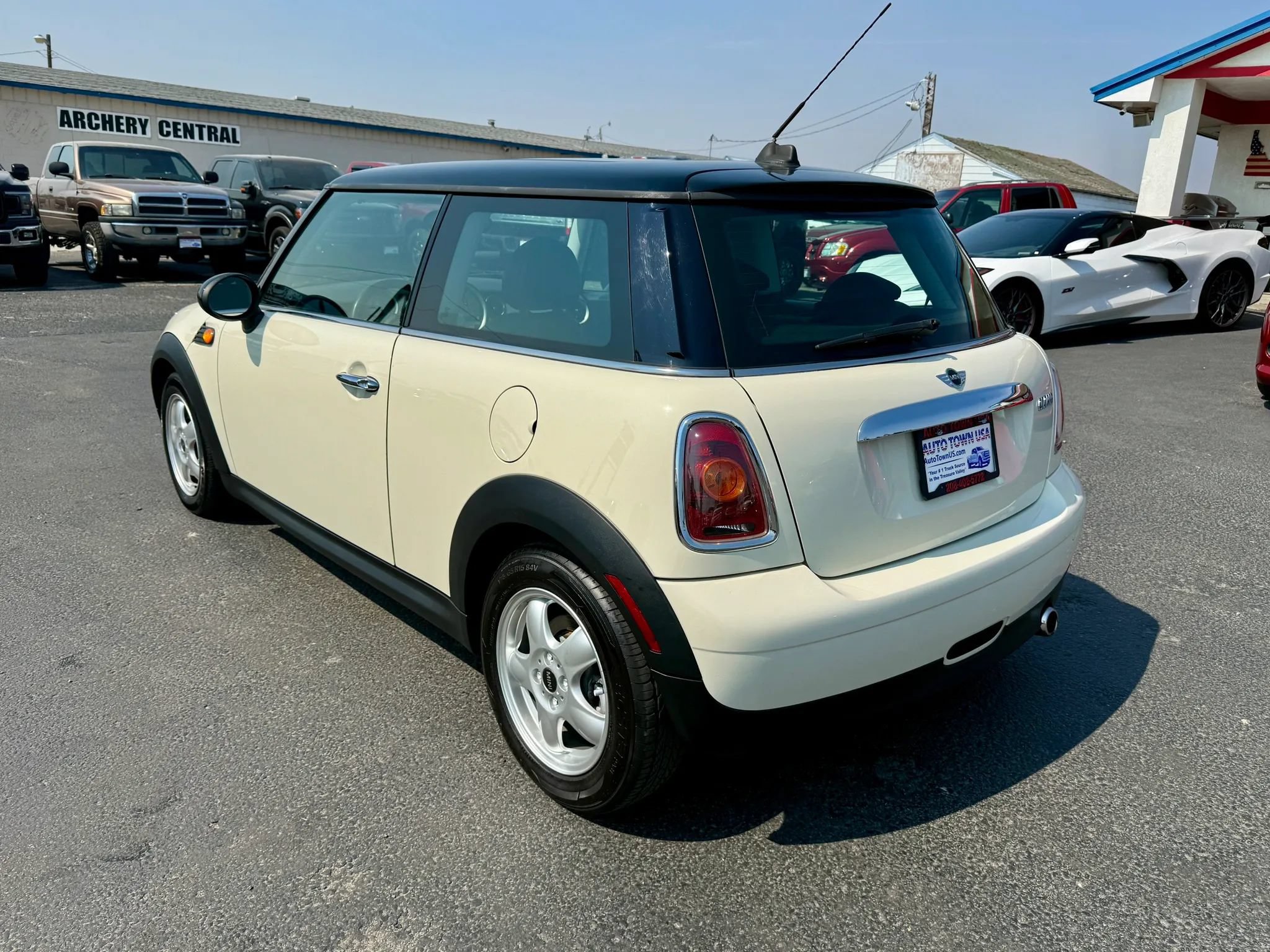 Used 2007 MINI Cooper Hardtop FWD image 3