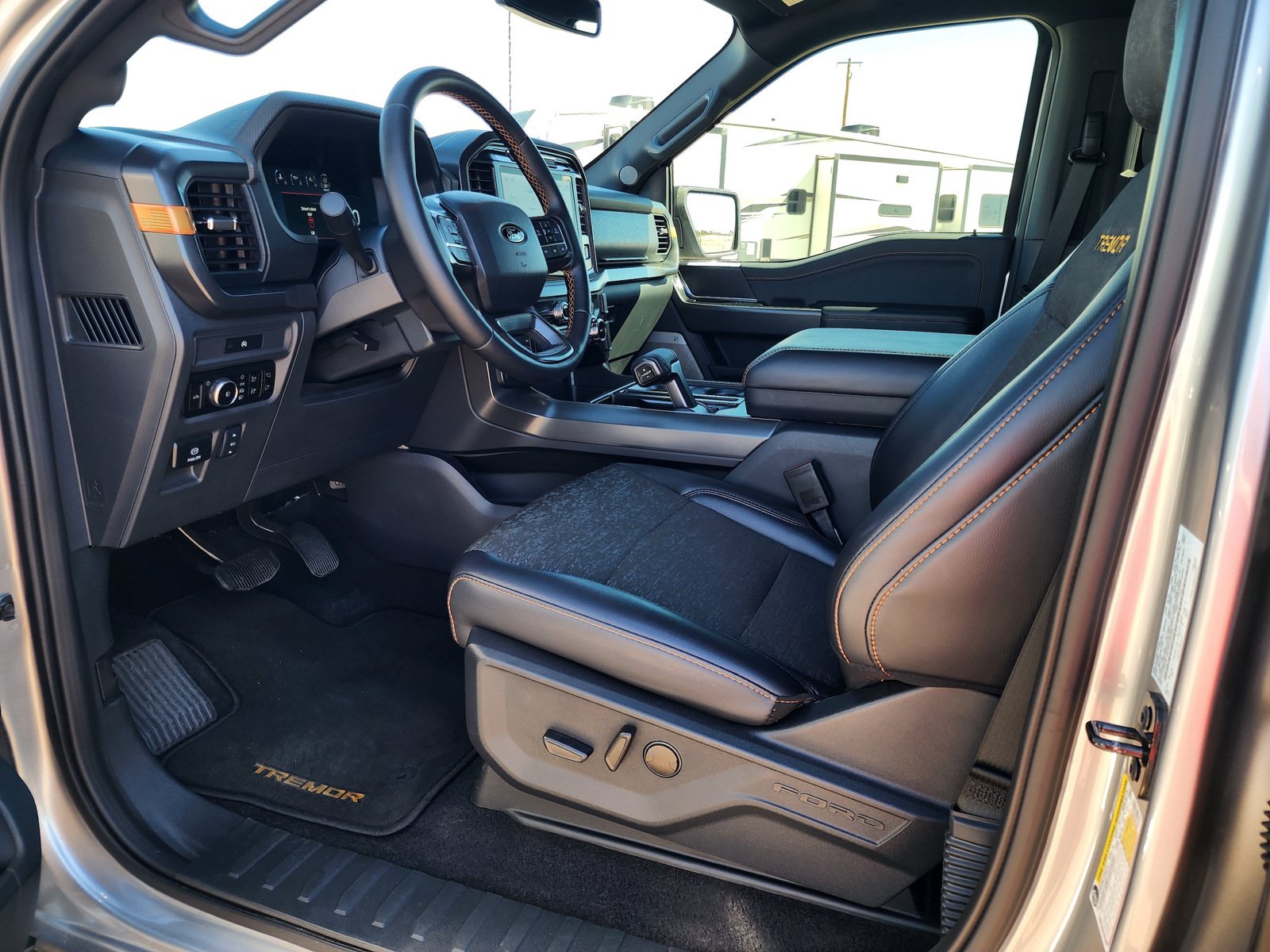 Used 2025 Ford F150 Tremor w/ Tow/Haul Package AWD/4WD image 16