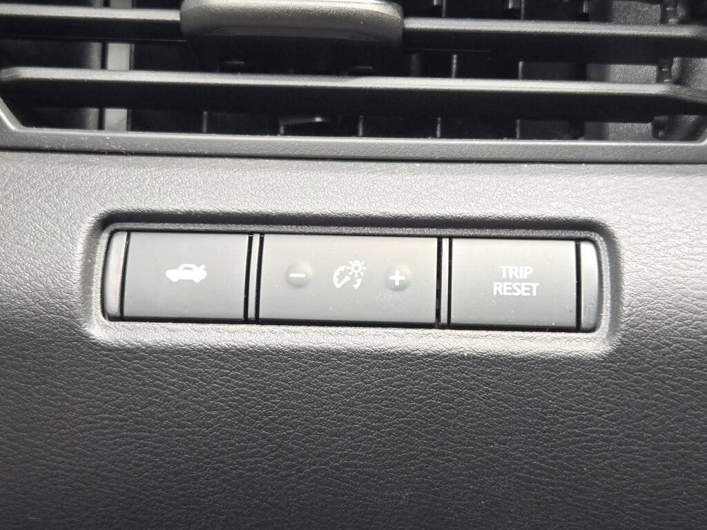 Used 2025 Nissan Altima 2.5 S image 19