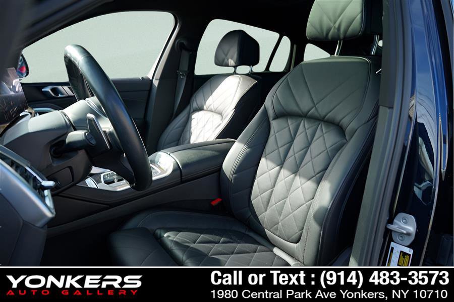 Used 2024 BMW X6 xDrive40i w/ Premium Package image 49