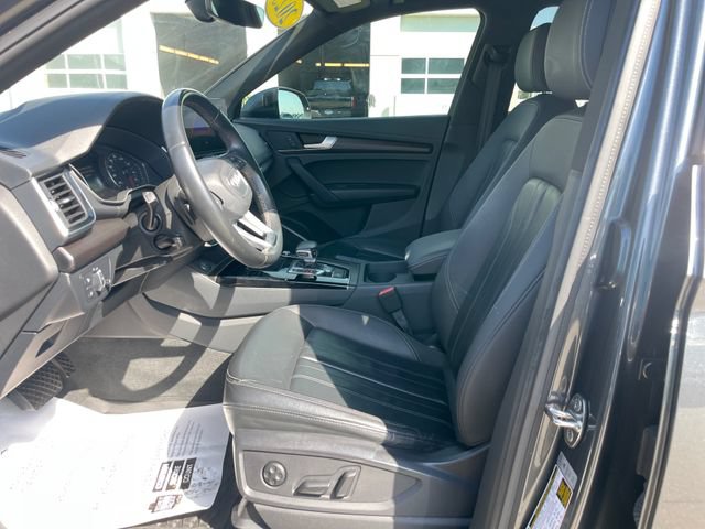 Used 2023 Audi Q5 2.0T Premium w/ Convenience Package AWD/4WD image 19