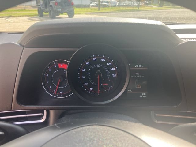 Used 2023 Hyundai Elantra SEL w/ Cargo Package FWD image 20