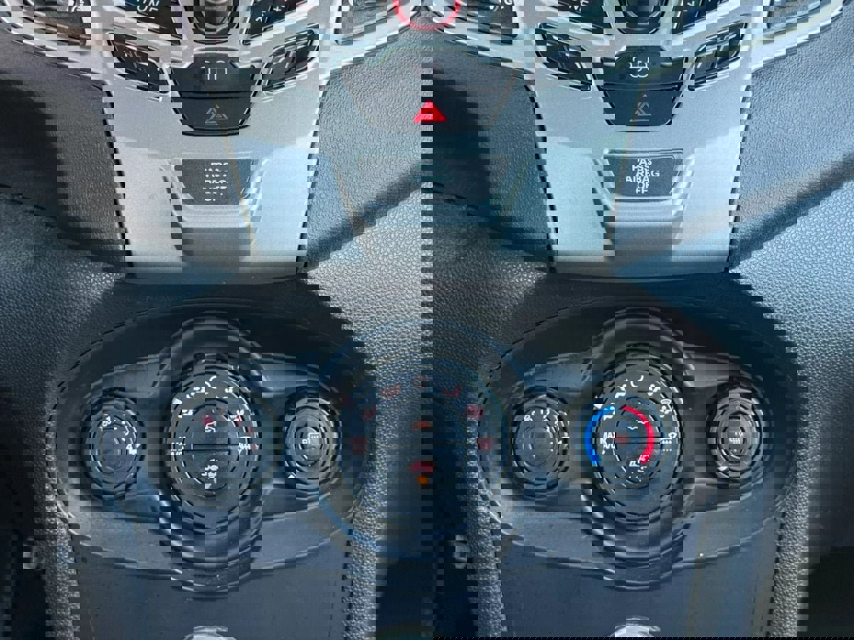 Used 2012 Ford Fiesta SE FWD image 49