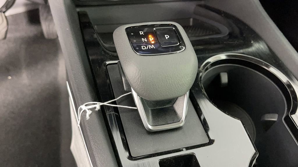 New 2025 Nissan Rogue S image 53