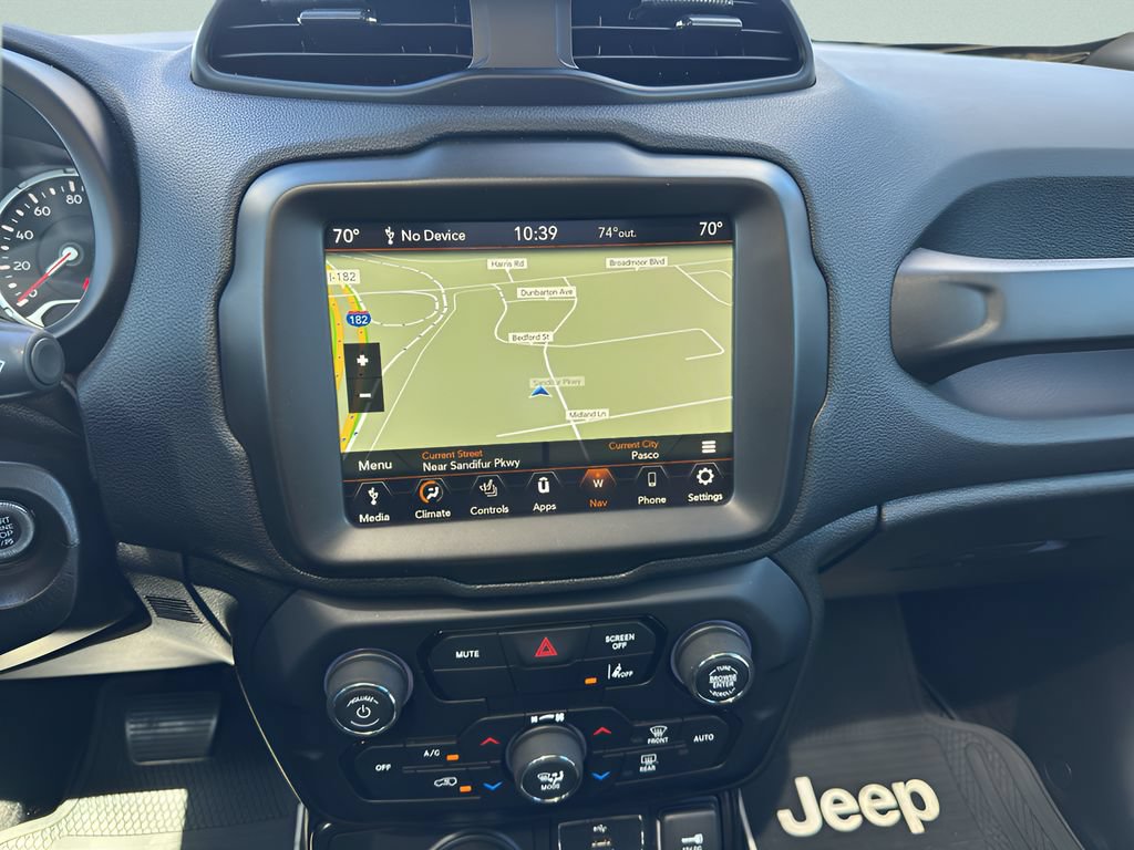 Used 2023 Jeep Renegade Latitude w/ Sun/Sound Group AWD/4WD image 25